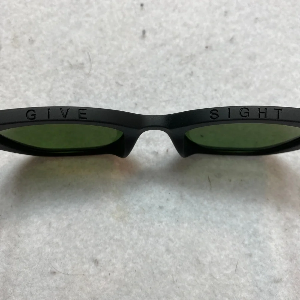 TOMS Sunglasses Womens OS Black Sydney Traveler Collection Cat Eye Green Lens